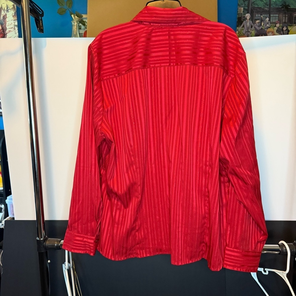 Laura Scott Woman size 20/22 Red Striped Button-Up Shirt - Picture 7 of 7